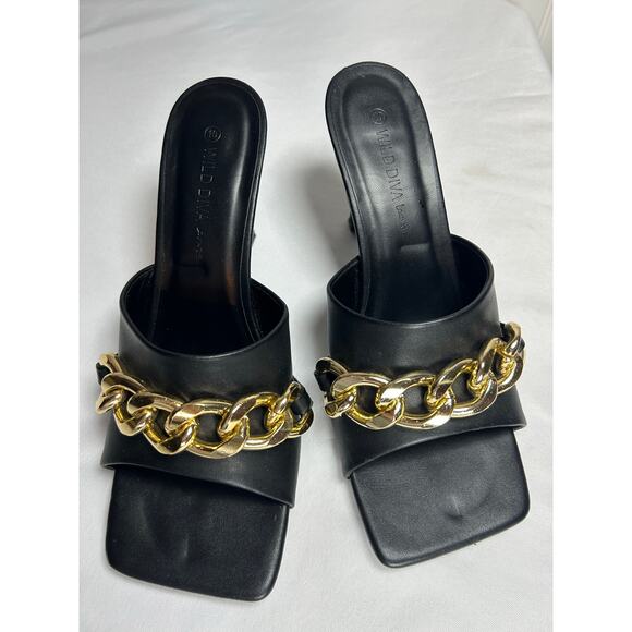 Black Heel With Gold Chain Link Straps, size 10 Wild Diva - Picture 1 of 7